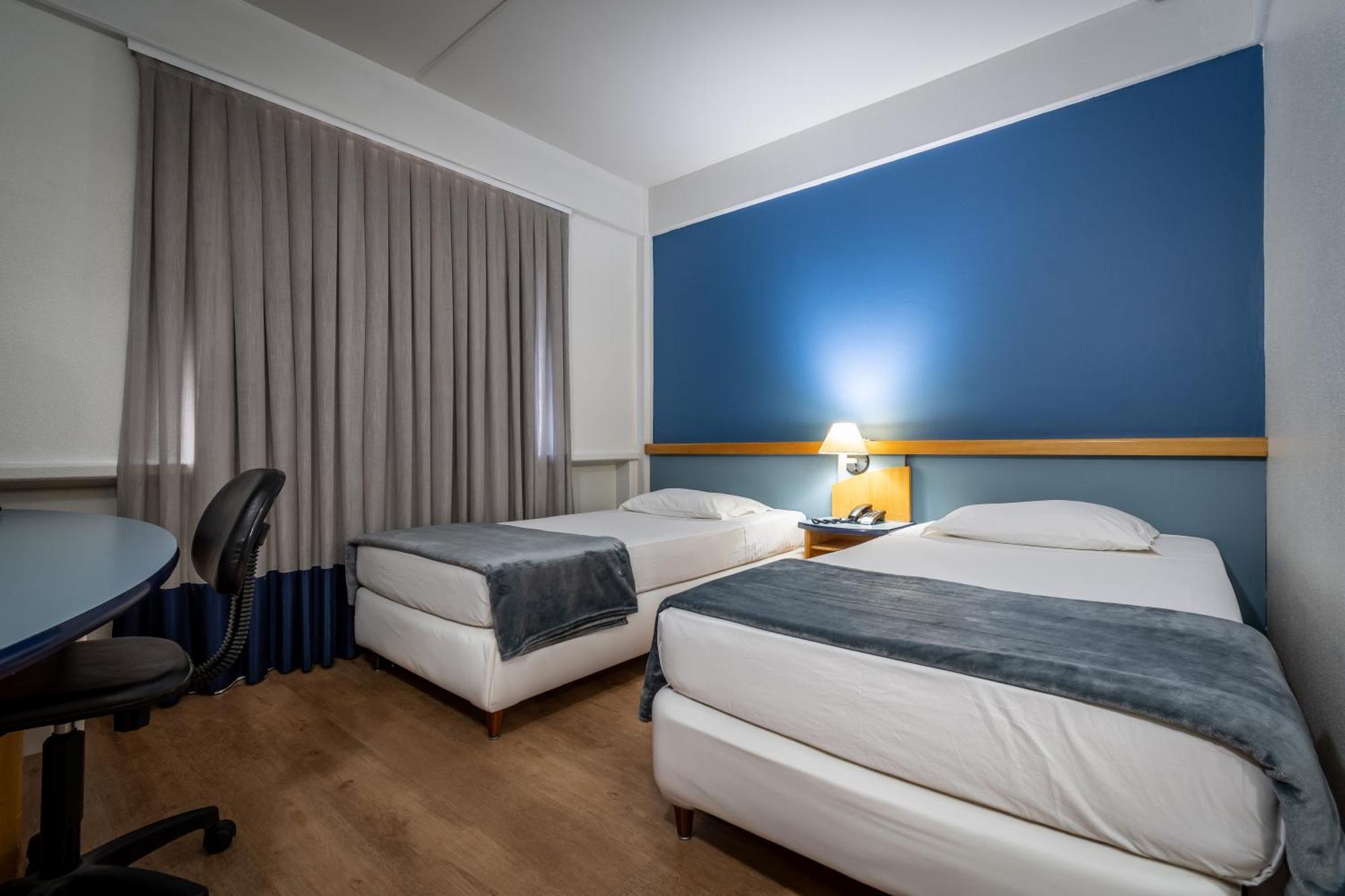 Brivali Hotel Centro Caçador Extérieur photo